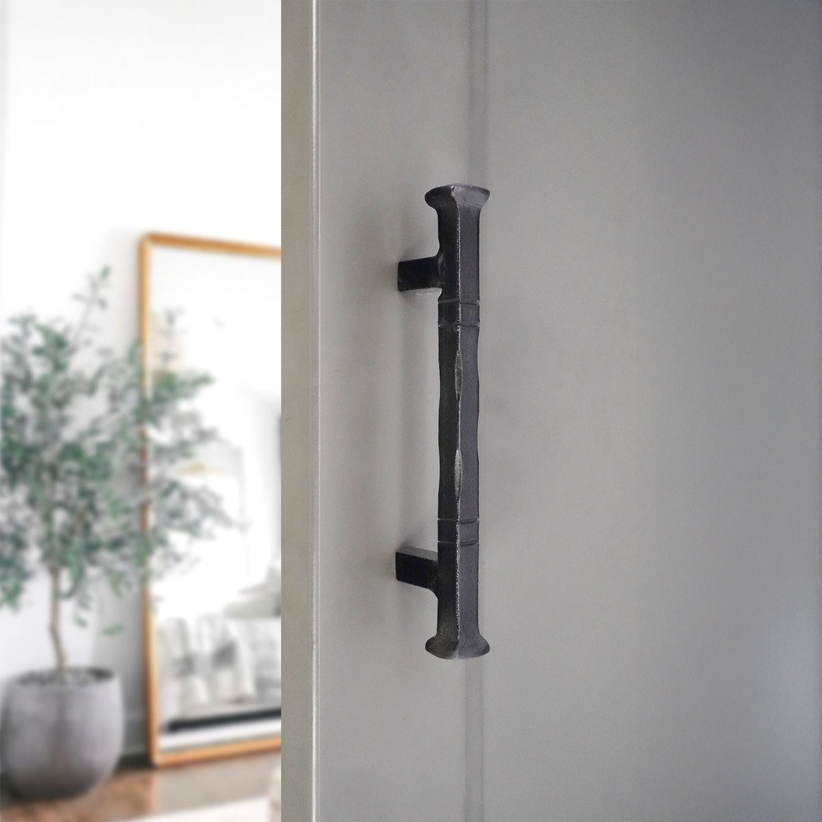 Jade Pull Handle Small Matt Black
