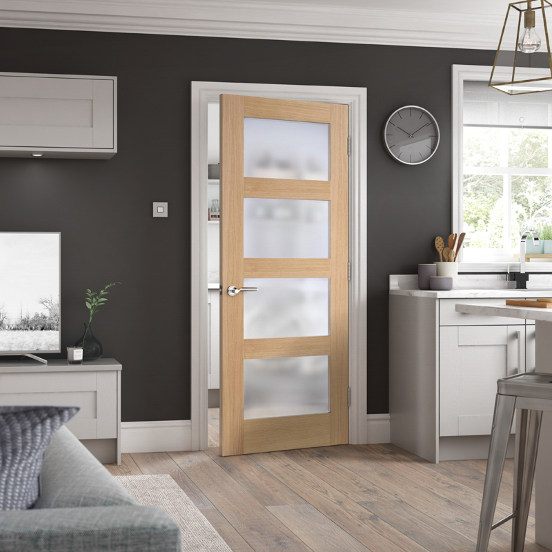 Oak-Shaker-Glazed-4L-Frosted-LifeStyle