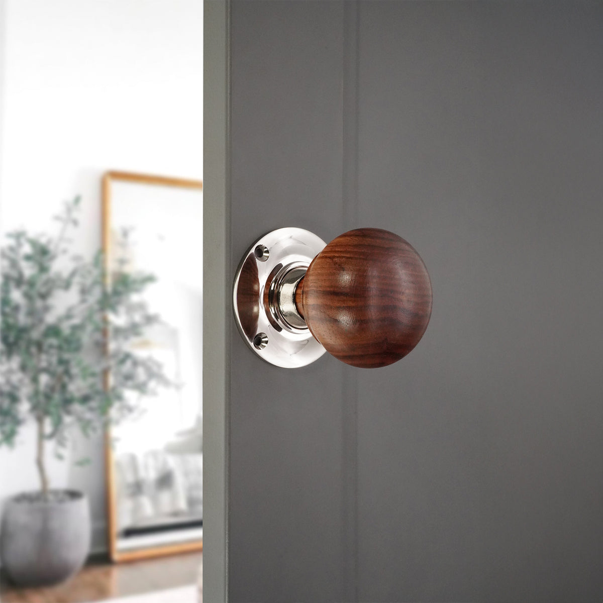 Rosewood Bun Rim/Mortice Door Knob Polished Nickel