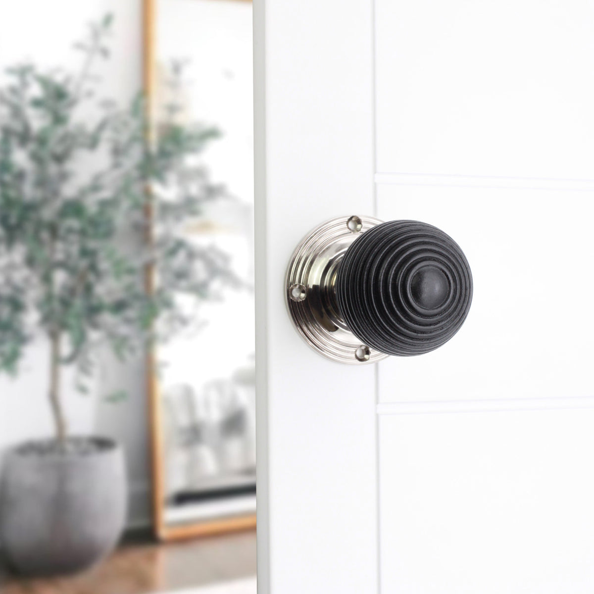 Ebonised Beehive Rim/Mortice Door Knob Polished Nickel