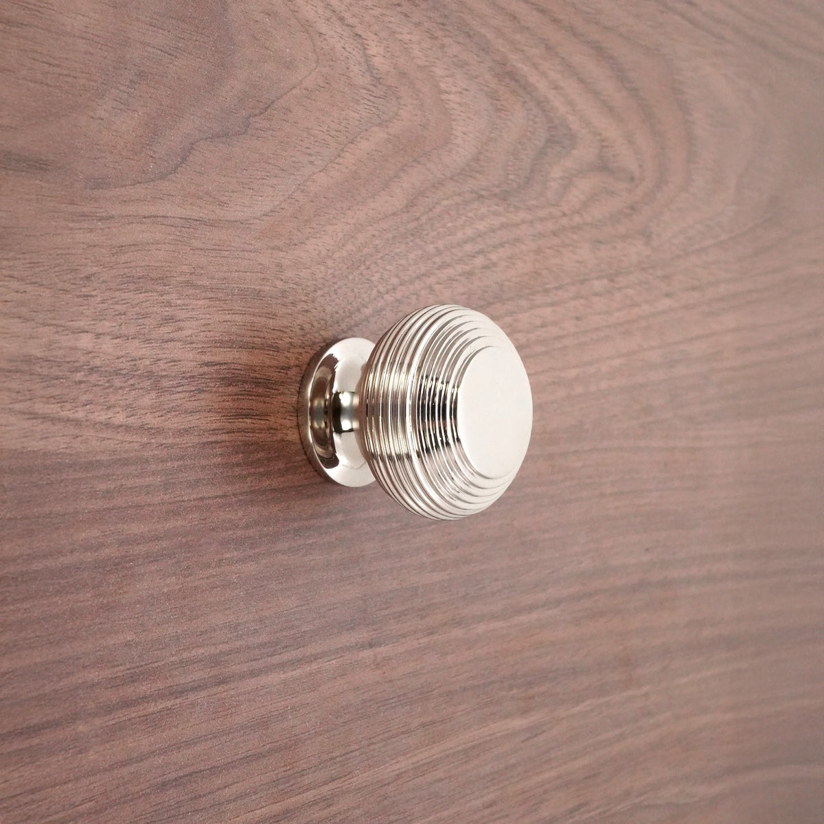 Beehive Large 40mm Cupboard Knob Polished Nickel