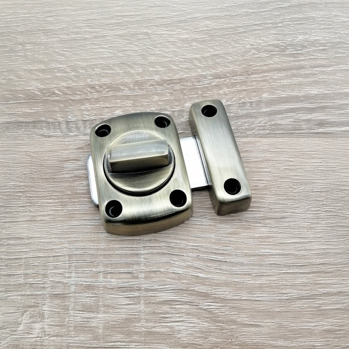 Sigma Bahroom Latch Small Antique Brass